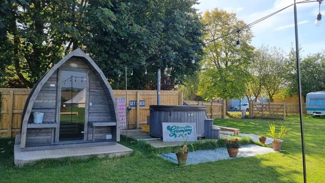 Secret Garden Glamping African Themed Tent Newark upon Trent Eksteriør billede