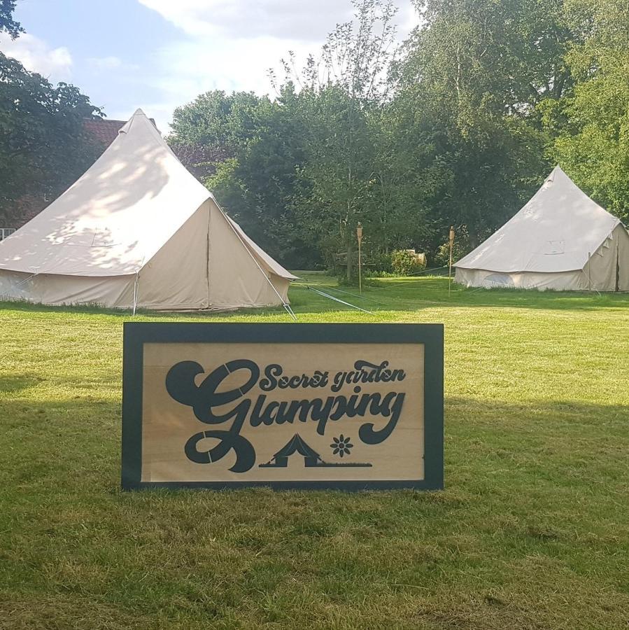 Secret Garden Glamping African Themed Tent Newark upon Trent Eksteriør billede