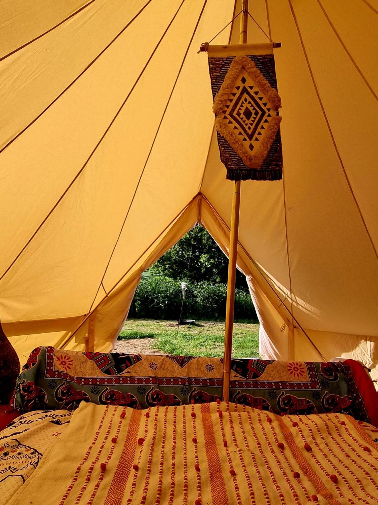 Secret Garden Glamping African Themed Tent Newark upon Trent Eksteriør billede