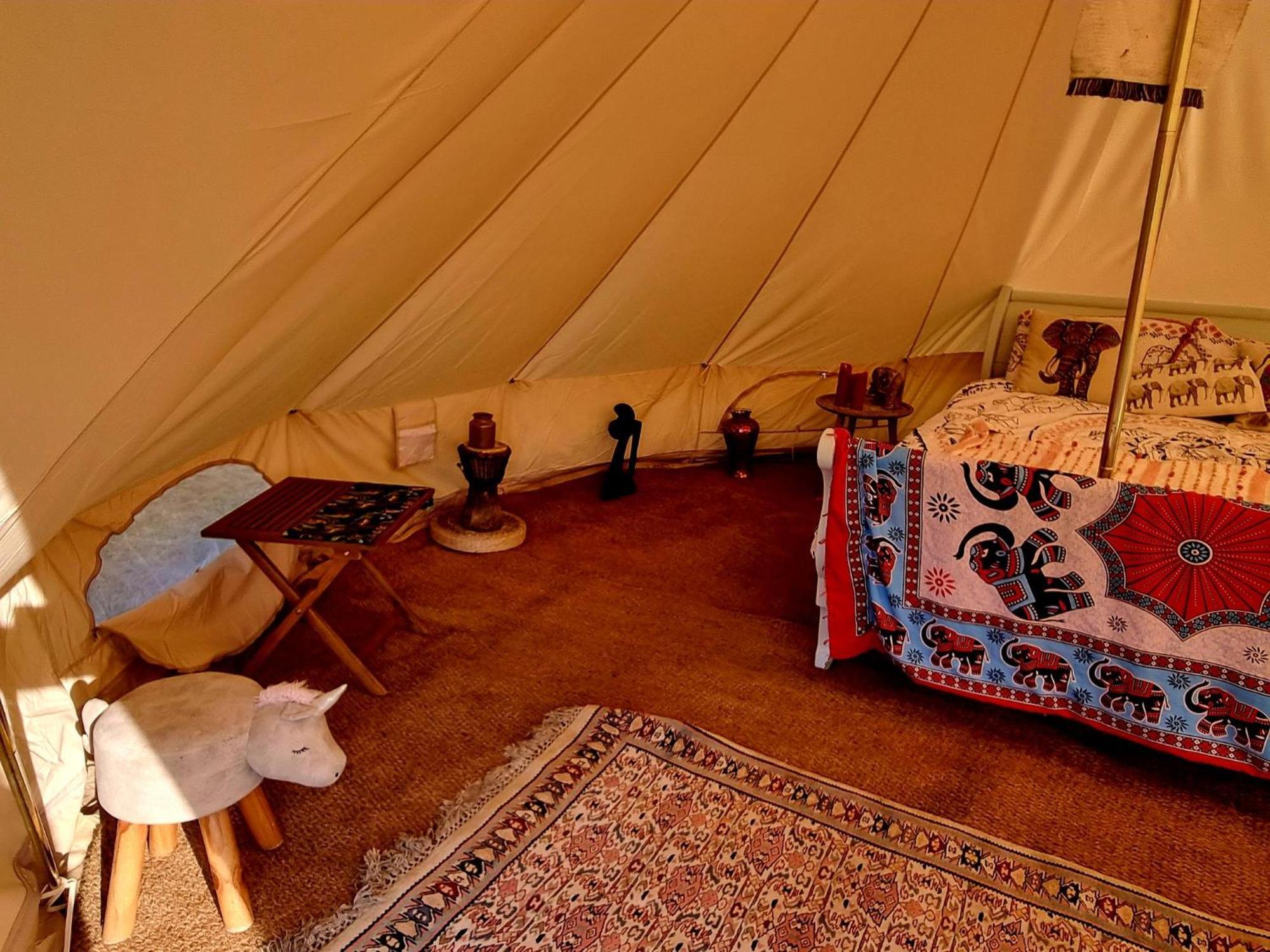 Secret Garden Glamping African Themed Tent Newark upon Trent Eksteriør billede